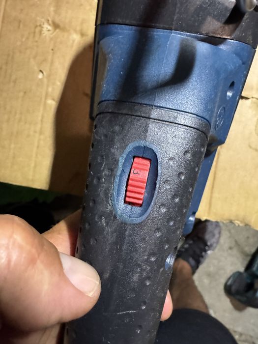Fowrastrau sabie Bosch gsa 18-32 cu turatie reglabila