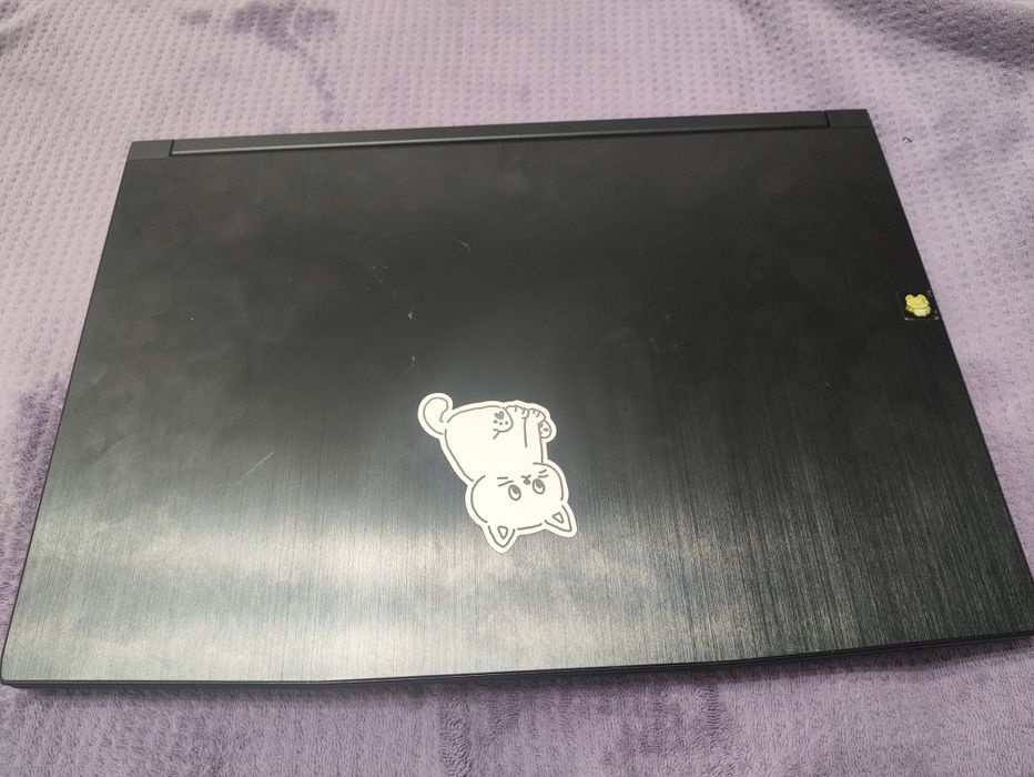 MSI notebook Rtx 4050. Thin GF63 12VE(2TB -  32G)
