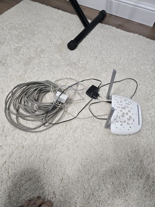 ADSL2+ модем-роутер TP-Link