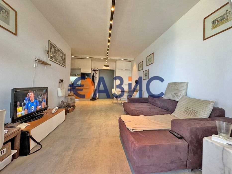 Продава се Двустаен апартамент в Созопол - 71 кв.м за 2465 €/кв.м - Снимка #3