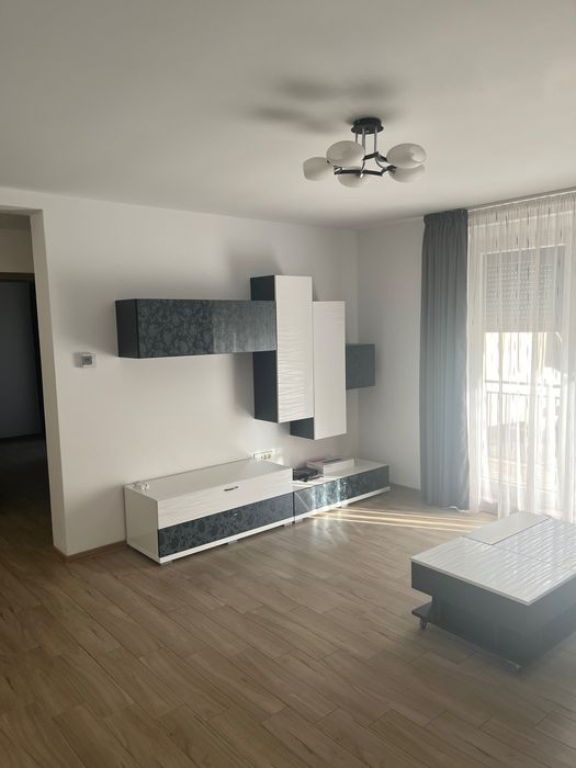 De închiriat apartament 2 camere Dumbrăvița