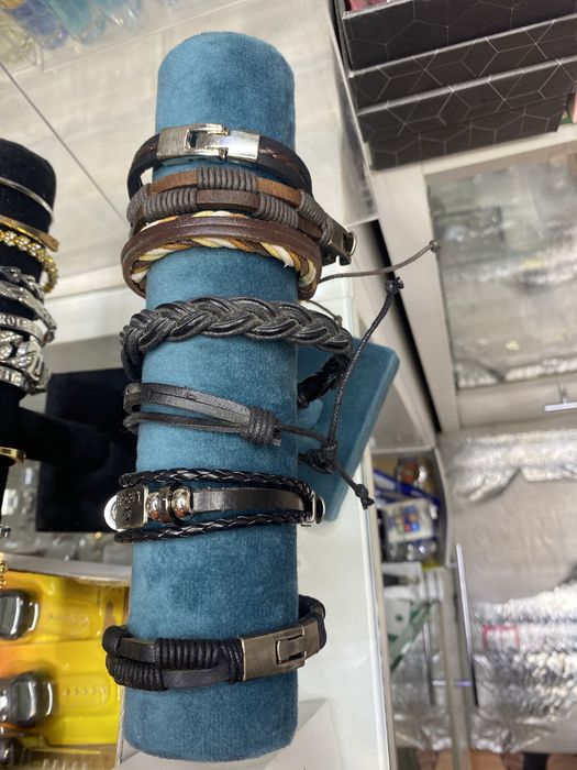 Мужской браслет.