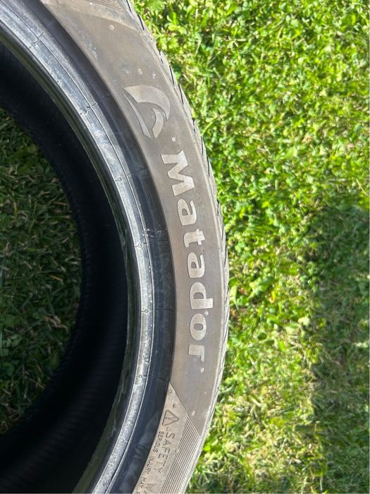 Set 4 anvelope Matador de vară 235/40 R 18.