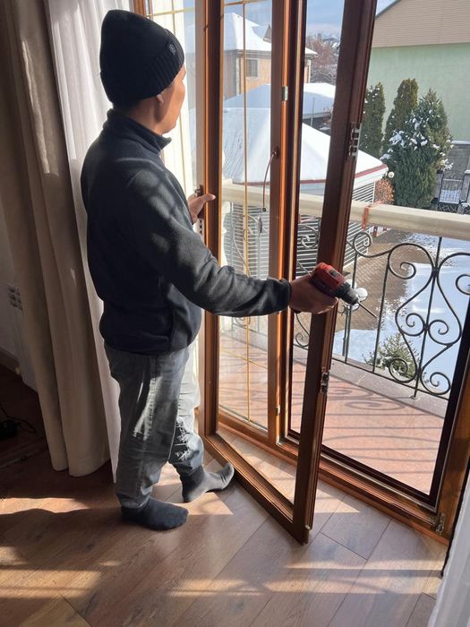 Ремонт пластиковых алюминиевых окон и дверей любой сложности