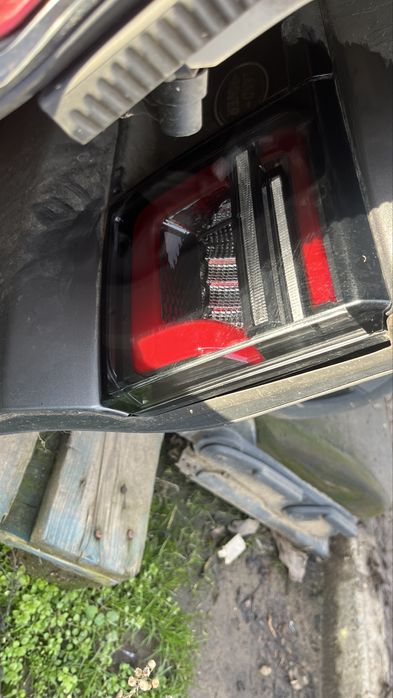 Stop tripla stanga dreapta land rover discovery sport 2021 dezmembrari