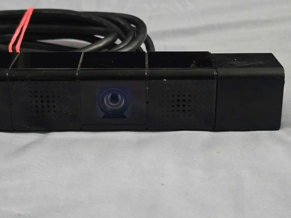 Camera PS4 Sony PlayStation 4 1280 x 800 pixeli la 60 fps (Model CUH-ZEY1)