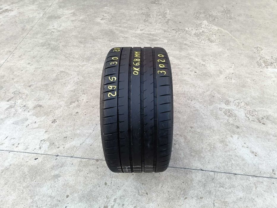 O anvelopa de vara 295 30 20 michelin pilot sport 4S