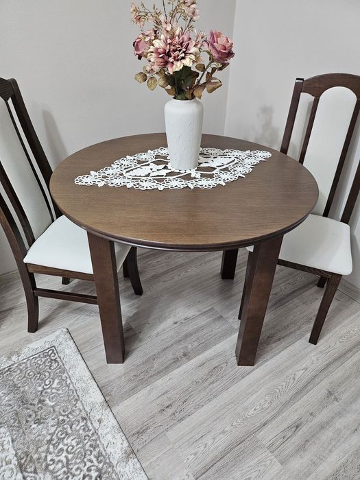 Masa si scaune sufragerie