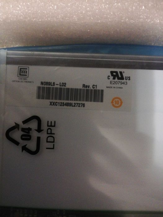 Дисплей для нетбука