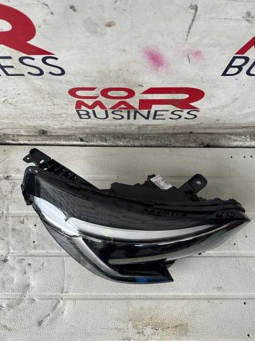 Far dreapta Renault Clio 5 Full Led  ( cod 260109379R )