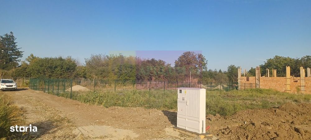 Săbăreni, lot de casă 500 mp, curent lângă teren