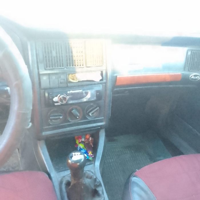 Продам ауди 80 б3