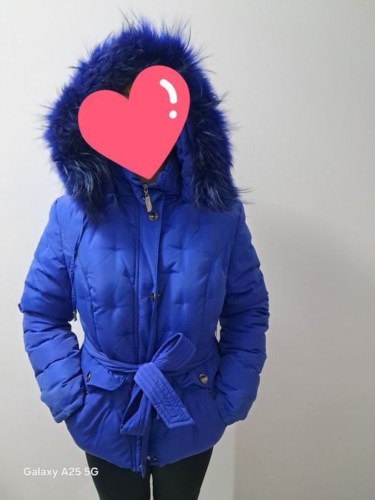 Vând geacă dama cu puff  la interior ,pt iarnă