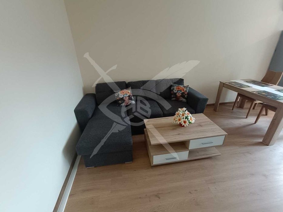 Дава се под наем Тристаен апартамент в София, Лозенец - 75 кв.м за 950 € - Снимка #5