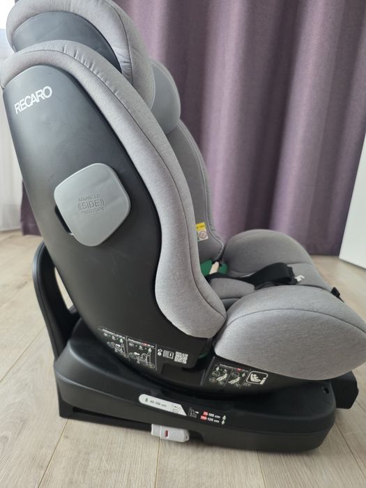 Scaun auto Recaro cu Isofix