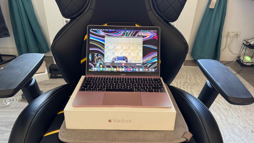 MacBook 12" Retina (Early 2016) Rose Gold | Top Spec: Intel Core m7 1.3GHz | 8GB RAM | 512GB SSD | Cutie completă
