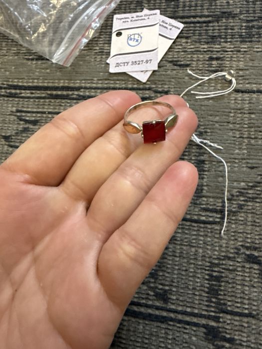 Кольцо 19 размер, серьги  (серебро и рубин)