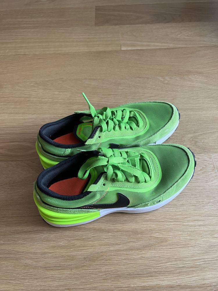 Tom Audreath Resembles Microprocessor Adidasi Nike copii verde 36,6 Bucuresti Sectorul 1 • OLX.ro