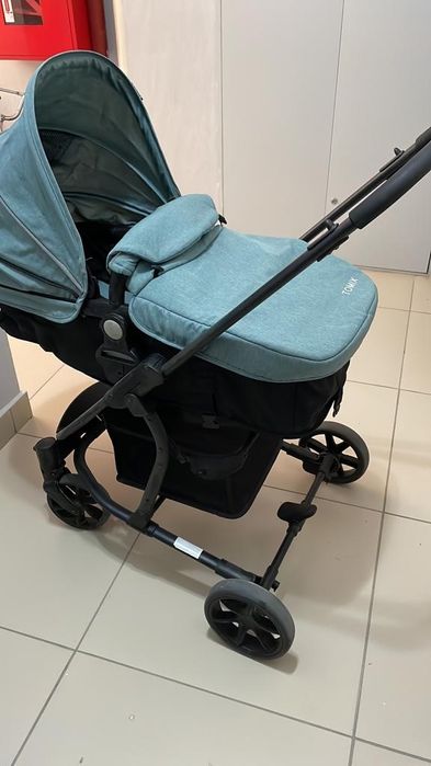 Коляска ТОМИХ срочно сатылады