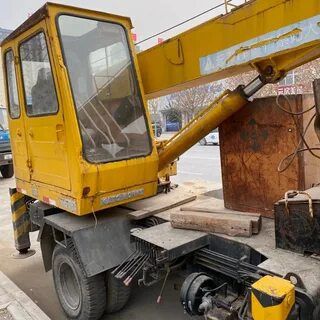 Автокран КАТО 7 тонн