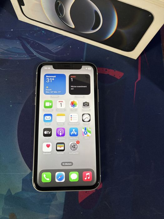 LOT 3x iPhone – 2x XR 64GB + iPhone 11 128GB | Stare foarte bună