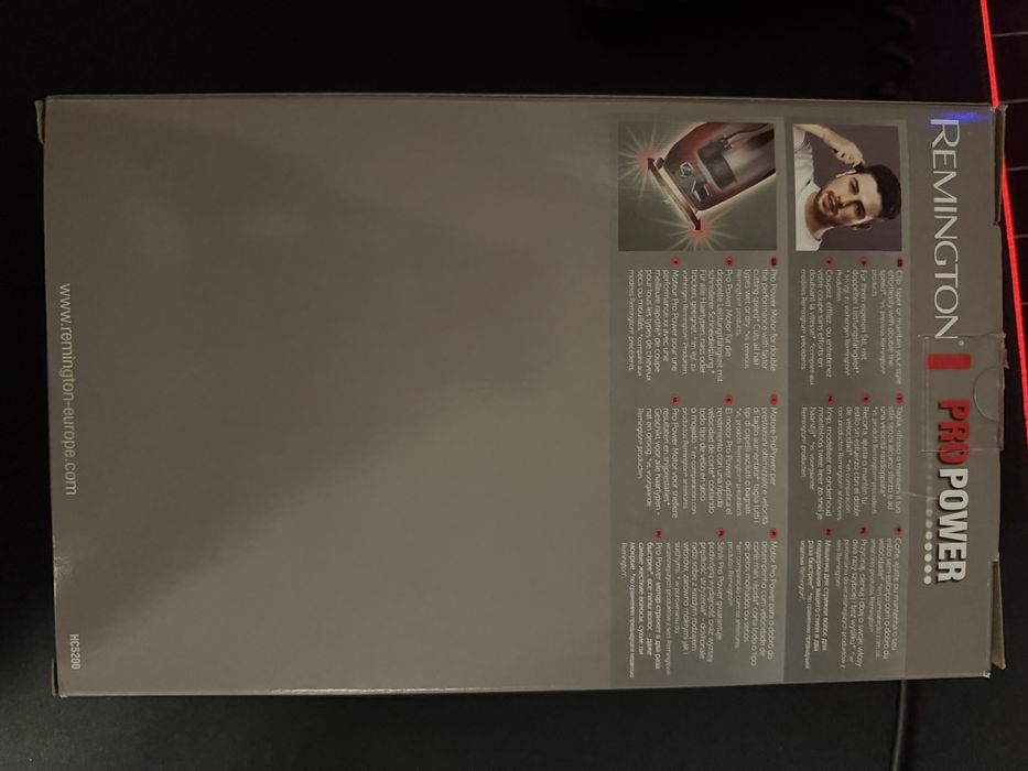 Aparat de tuns parul si barba Remington HC5200