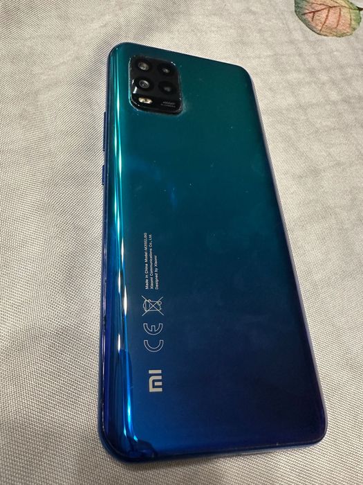 Продавам смартфон Mi 10 Lite 5G