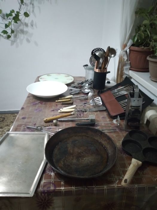 Отдам посуду даром символически