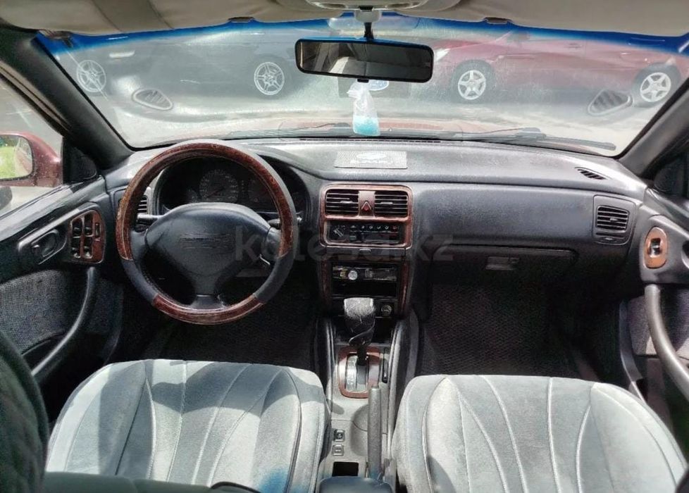 Subaru Outback 1998год