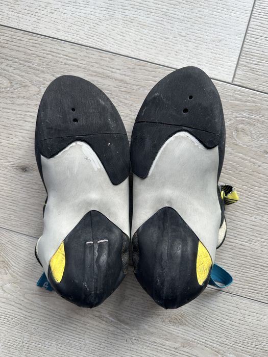 Продам скальники Scarpa Veloce