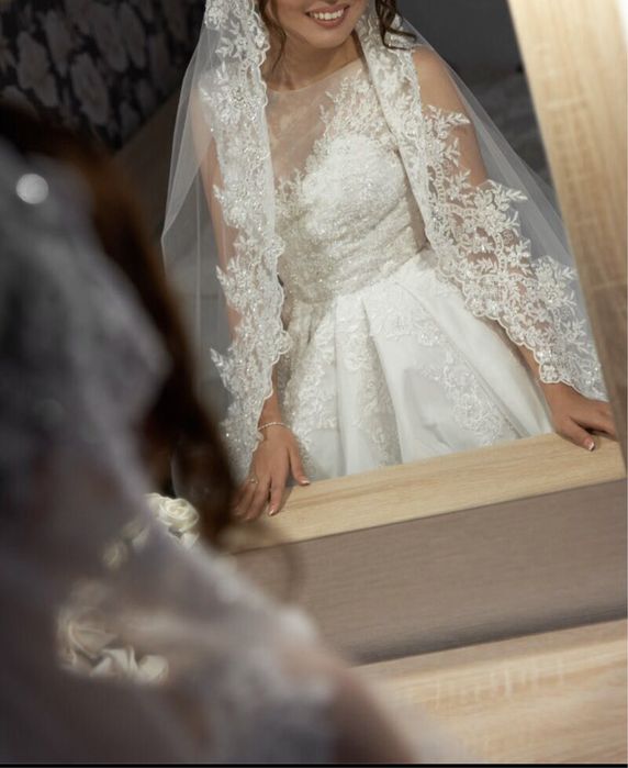 Платье  свадебное