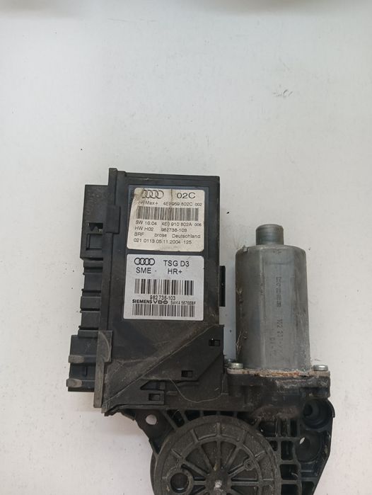 Motoras Geam Pivotant Dreapta Spate Audi A8 Ii 4E2, 4E8 2002 - 2010 4E