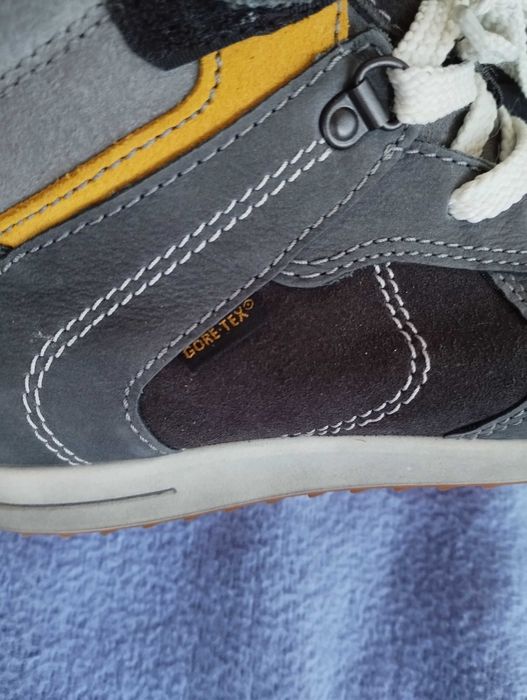 Ecco core-tex,Palladium waterproof и Geox номер 34.