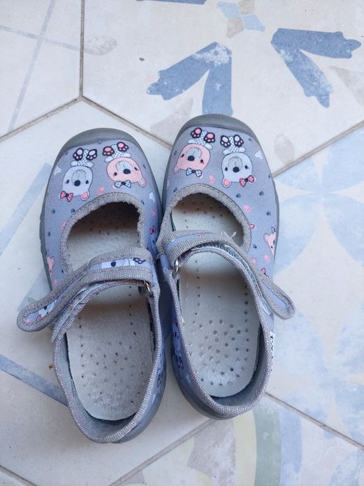 Пантофи 25 номер