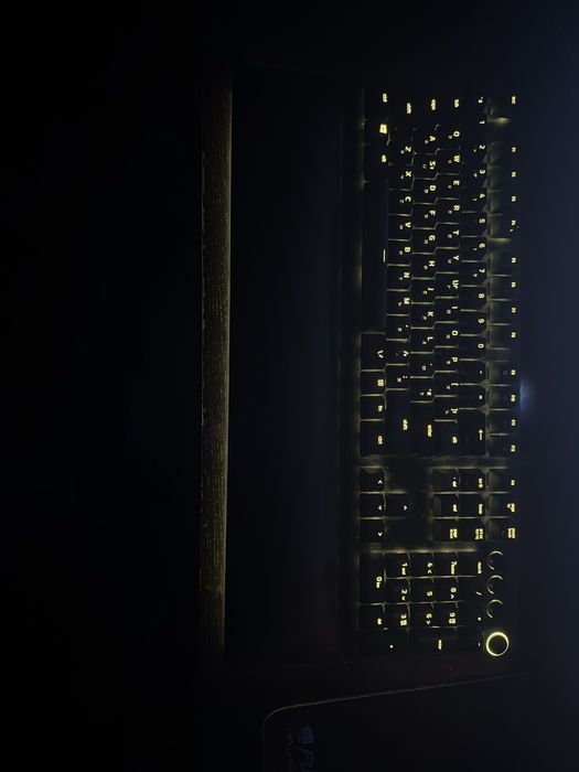 Геймърски Компютър ТОП сделка. RTX 4060 ti Ryzen 5500 16GB DDR4 1TB SSD