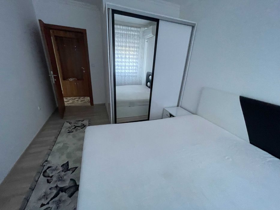 Дава се под наем Тристаен апартамент в Бургас, Славейков - 90 кв.м за 612 € - Снимка #5