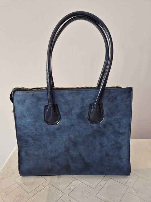 Продавам дамски чанти