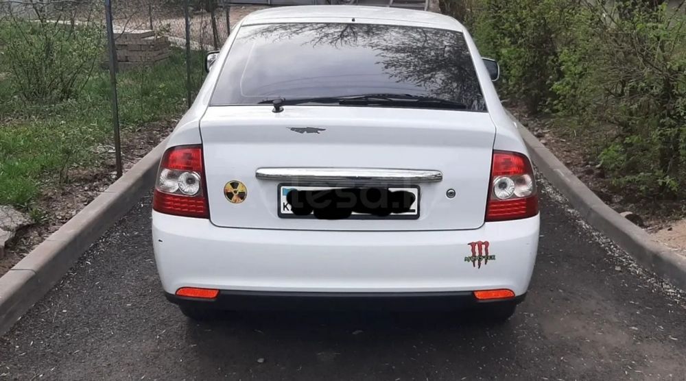 Ваз Lada Priora 21723