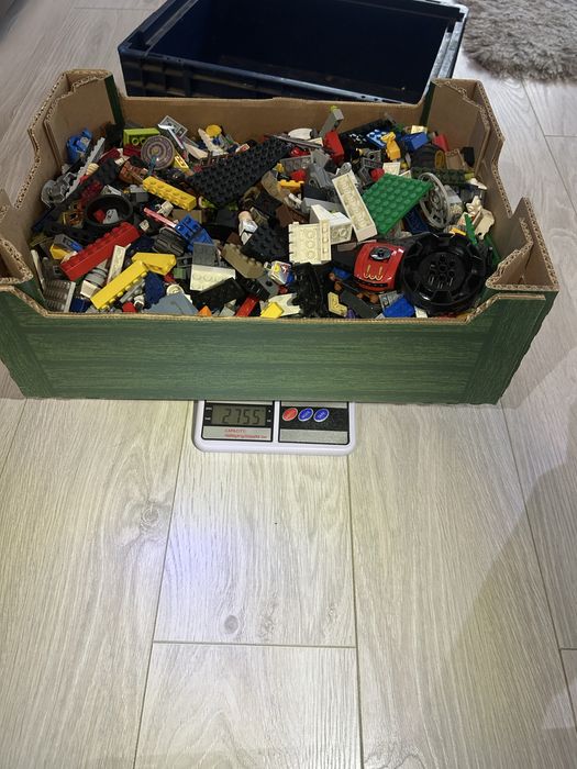 5 kilograme lego cu figurine