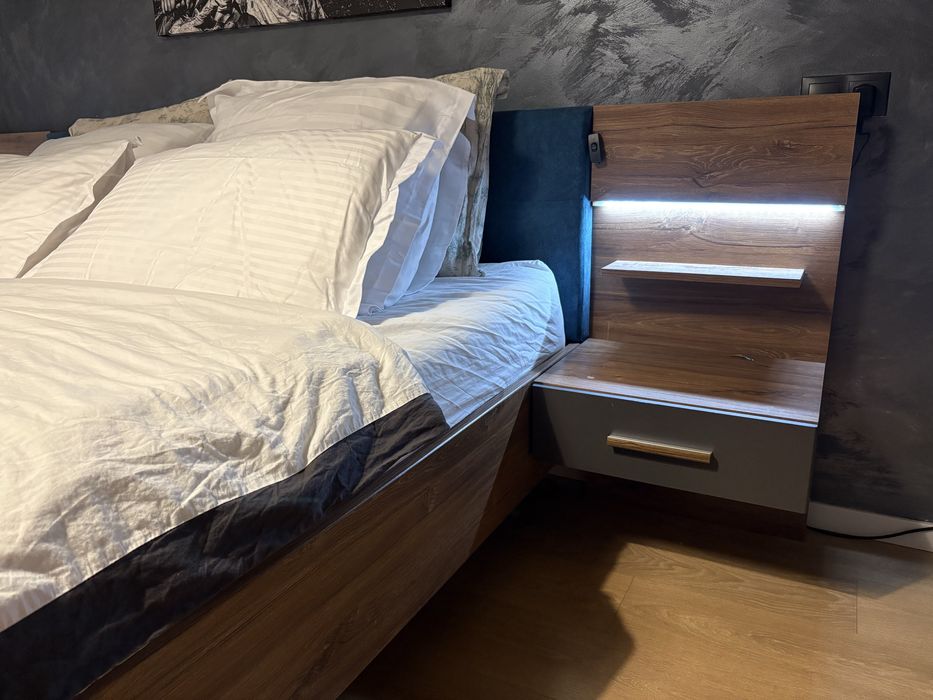 Vand Pat dormitor + somiera + saltea cu memorie 180 x 200 cm