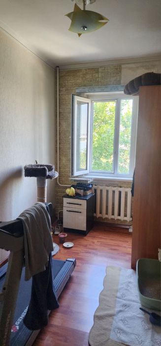 Продается трех-комнатная квартира в Себзаре
