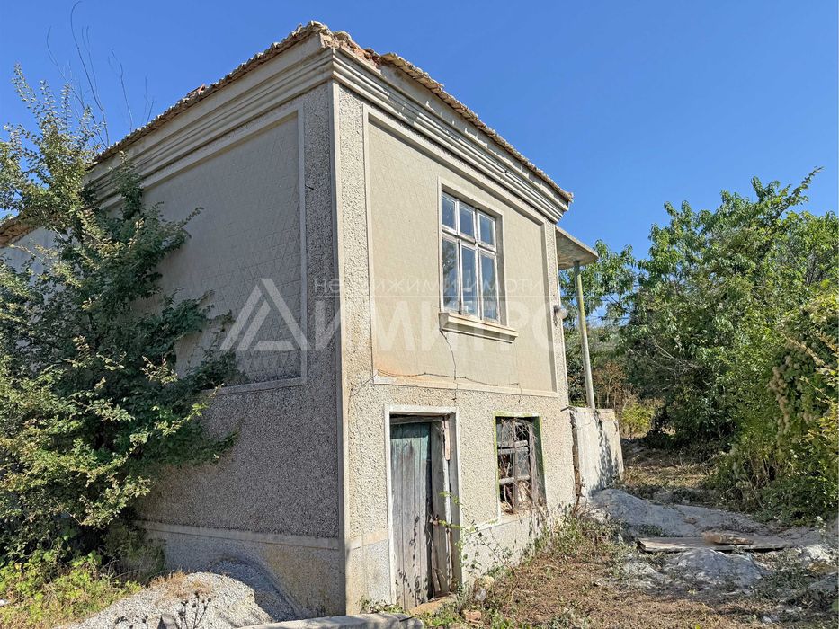 Продава се Къща в с. Сечище, Област Шумен - 55 кв.м за 364 €/кв.м - Снимка #2