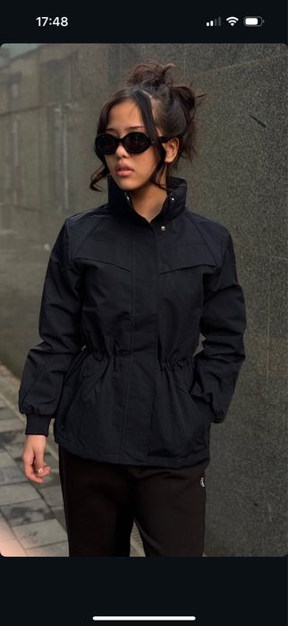 Ветровка стильная!