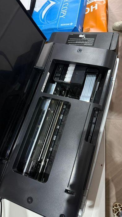 Продаётся принтер Epson L805 в хорошем состоянии
