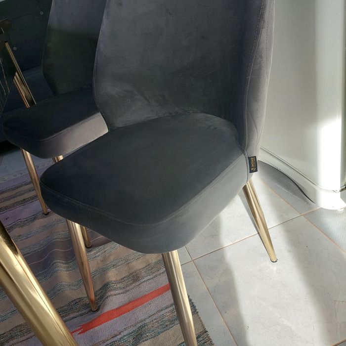 Стол и 6 стульев новый