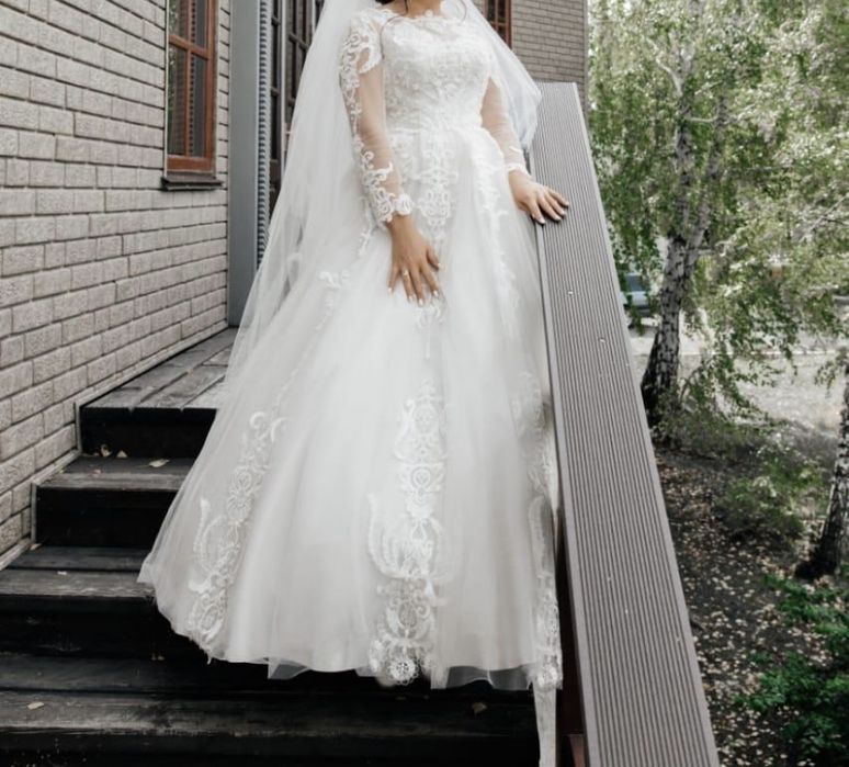 Свадебное платье