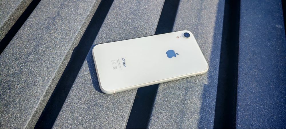 iPhone XR 64GB Alb IMPECABIL – Face ID NU merge – 89% baterie