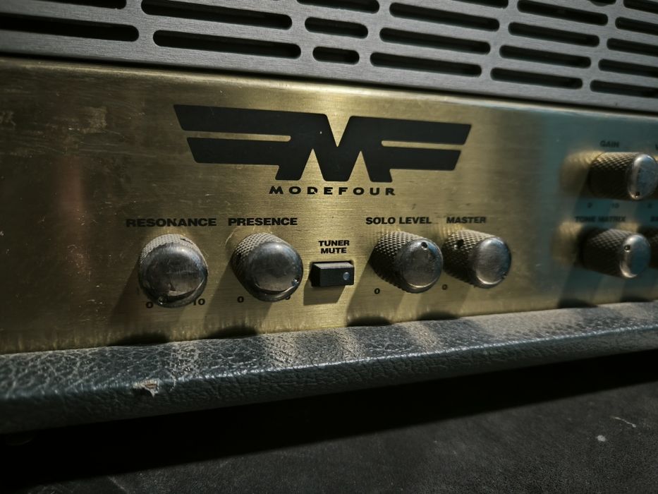 Гитарный усилитель Marshall