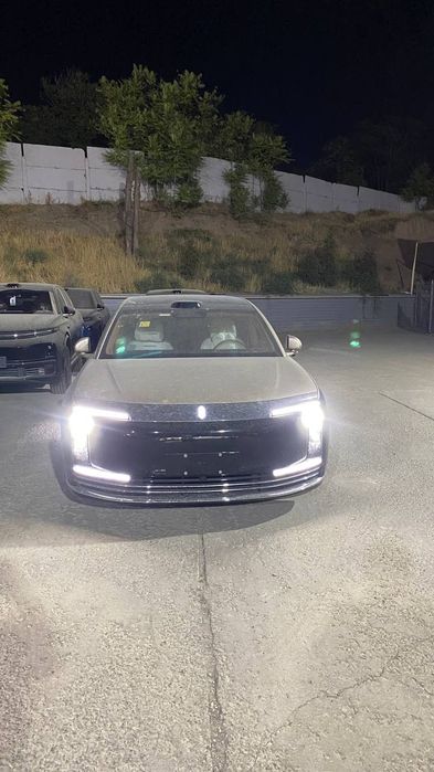 MAEXSTRO S 800 full option