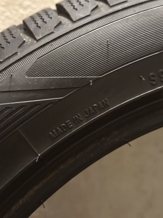 Гуми TOYO SNOWPROX  255/45 R20 M+S
